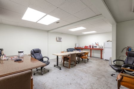 Industrial Light & Warehousing Property For Sale!!! - image 13