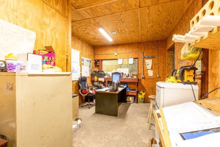 Industrial Light & Warehousing Property For Sale!!! - image 11