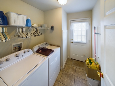 Vale, NC Home for Sale 3 bed/2 bath on 1 Acre - image 9