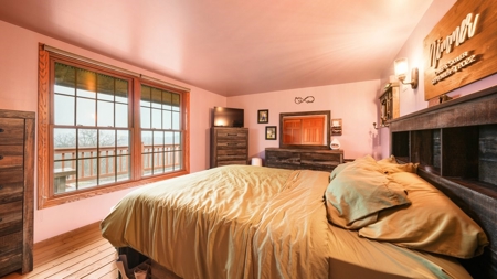 Extraordinary Country Living Experience La Crosse County - image 11