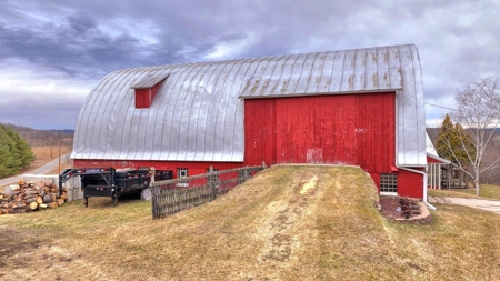 Extraordinary Country Living Experience La Crosse County - image 36