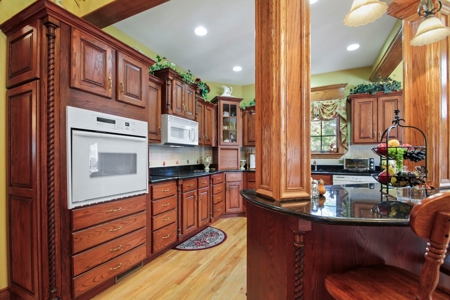 Contemporary Home in Country Club Area of West Plains MO - image 19