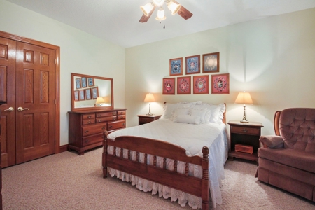 Contemporary Home in Country Club Area of West Plains MO - image 42