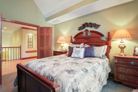 Contemporary Home in Country Club Area of West Plains MO - image 26