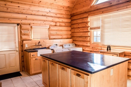 Beautiful Log Homes Situated on 250 Acres in Stockton, MO - image 12