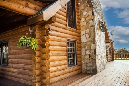 Beautiful Log Homes Situated on 250 Acres in Stockton, MO - image 37