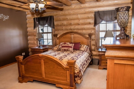 Beautiful Log Homes Situated on 250 Acres in Stockton, MO - image 13