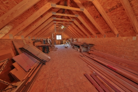 Log Home with Old-Growth Forest for sale in Monroe County - image 31