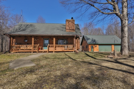 Log Home with Old-Growth Forest for sale in Monroe County - image 4