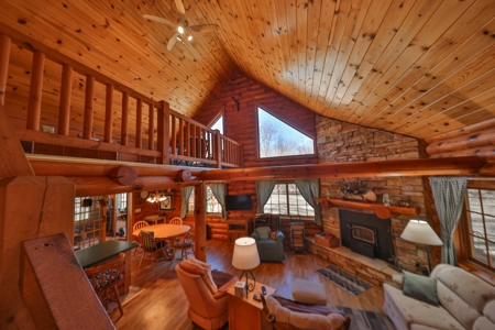 Log Home with Old-Growth Forest for sale in Monroe County - image 22