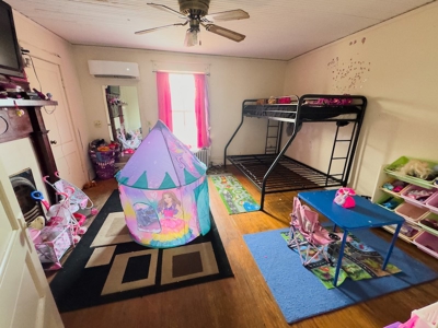 **PENDING** Farmhouse for Sale in Martinsville VA - image 6