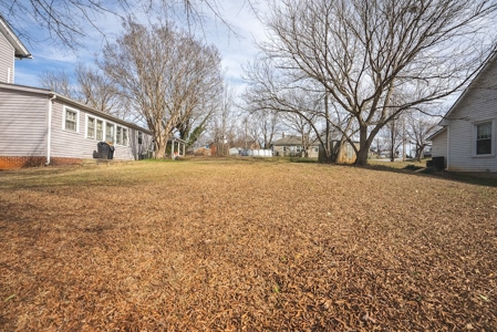 **PENDING** Farmhouse for Sale in Martinsville VA - image 18