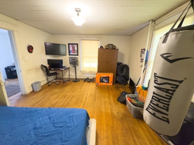**PENDING** Farmhouse for Sale in Martinsville VA - image 3