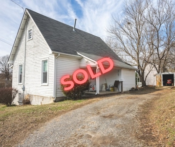**PENDING**  Real Estate Investment Home for Sale in VA - image 34