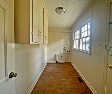 Cute, Two Bedroom Home In-town Cheraw, SC - image 9