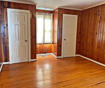 Cute, Two Bedroom Home In-town Cheraw, SC - image 5
