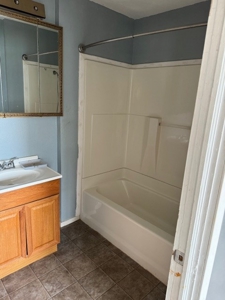 307 E Fourth Street, Iraan, TX - image 4
