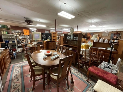 Storefront Business - image 17