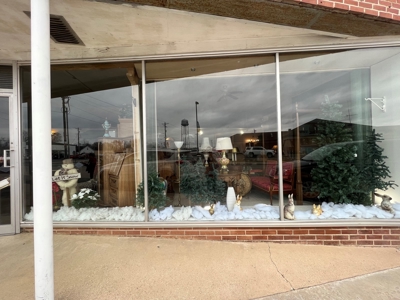 Storefront Business - image 5