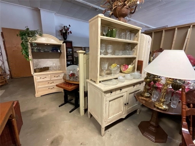 Storefront Business - image 18