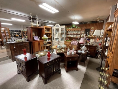 Storefront Business - image 15