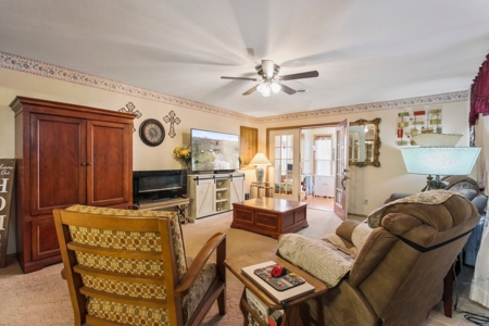 Country Home with Shop in the Heart of the Ozarks - image 1