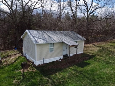 92 Acre Rustic Retreat In Southern VA - image 30