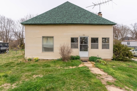 Home in Town in Koshkonong, Missouri - image 5