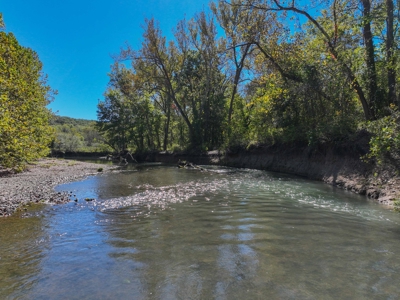 Southwest Missouri Shoal Creek Recreational Property - image 5