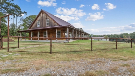 Country Home & Shop – Sardis Lake - image 8