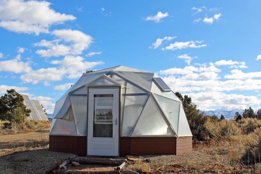 Home with Greenhouse in Mancos