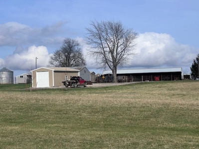 Cameron Mo Home & Acreage For Sale - image 14