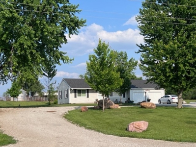 Cameron Mo Home & Acreage For Sale - image 9
