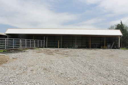 Cameron Mo Home & Acreage For Sale - image 2