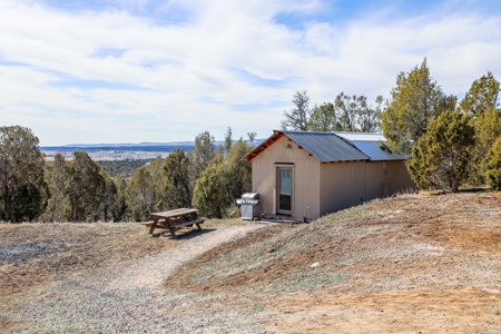 Country Home in Ignacio, CO For Sale! - image 40