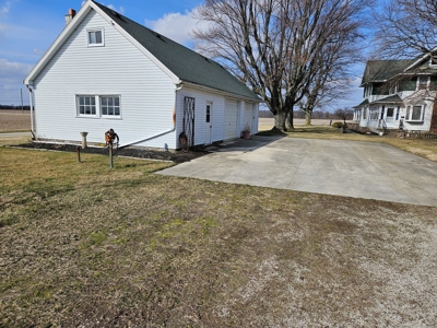 Jones Real Estate Auction- April 22nd at 6pm - image 3