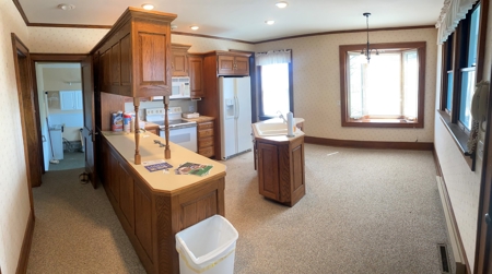 Jones Real Estate Auction- April 22nd at 6pm - image 14