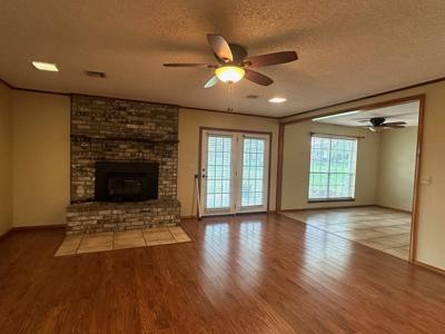 Home for sale- Red Oak , OK - image 11