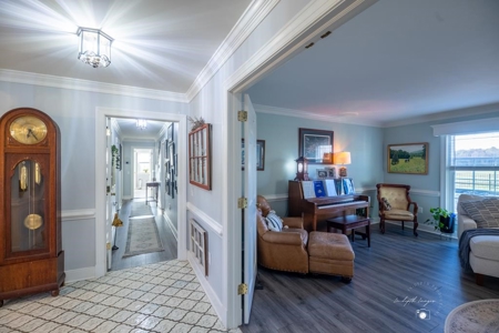 Luxury Country Living: Custom Brick Home on 84 Acres, VA - image 18