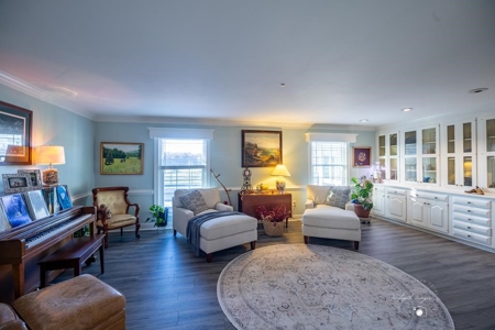 Luxury Country Living: Custom Brick Home on 84 Acres, VA - image 7