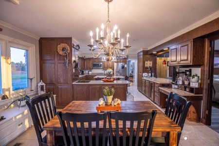 Luxury Country Living: Custom Brick Home on 84 Acres, VA - image 12