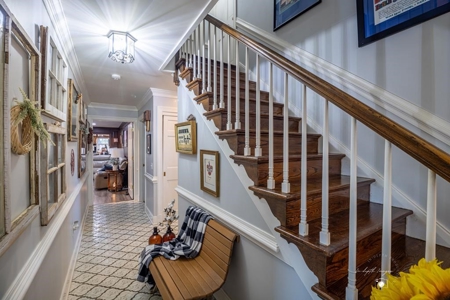 Luxury Country Living: Custom Brick Home on 84 Acres, VA - image 8
