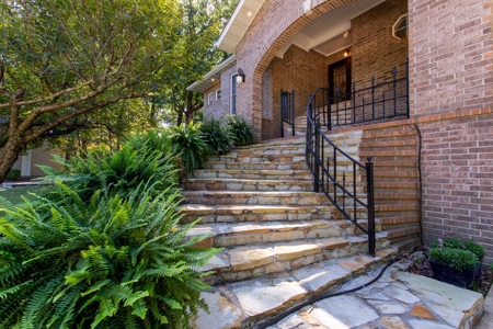 Cherokee Village, AR South Golf Course Home For Sale - image 2