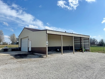 Cedar County Missouri Country Home on 40 Acres for Sale - image 36