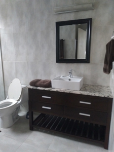 4 Bedroom house with pool in Coronado Beach - image 2