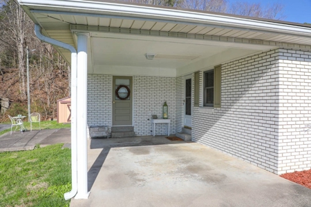 Home for auction in Liberty KY - 3BR 2 BA 1,984 SQ FT - image 16