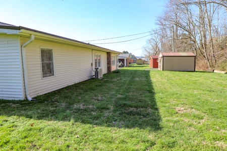 Home for auction in Liberty KY - 3BR 2 BA 1,984 SQ FT - image 10