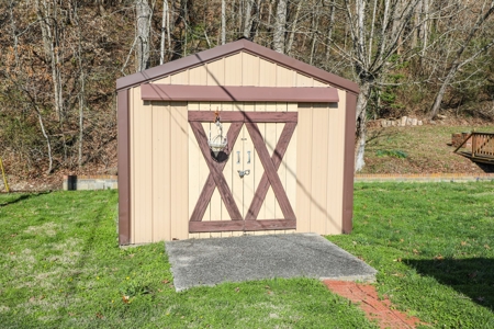 Home for auction in Liberty KY - 3BR 2 BA 1,984 SQ FT - image 6