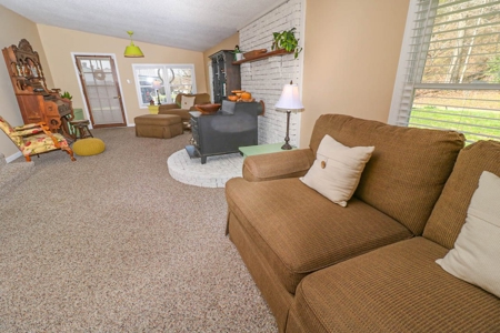 Home for auction in Liberty KY - 3BR 2 BA 1,984 SQ FT - image 27