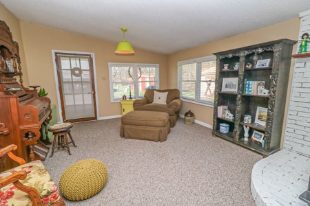 Home for auction in Liberty KY - 3BR 2 BA 1,984 SQ FT - image 28